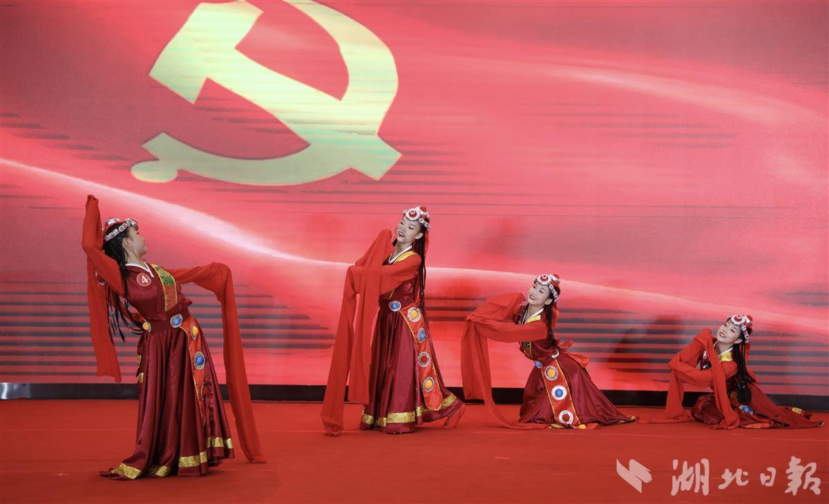 她是两弹一星元勋夫人,中年丧夫晚年丧女,生前捐出毕生积蓄60万